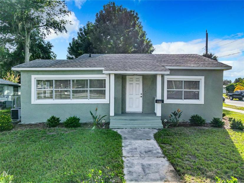 Picture of 409 N Ridgewood Avenue, Edgewater FL 32132