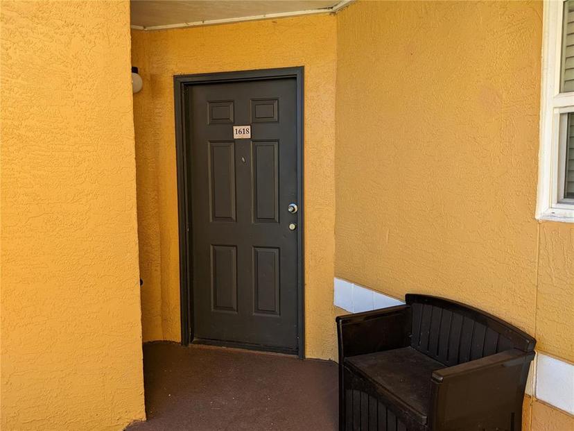 Picture of 4524 Commander Drive Unit 1618, Orlando FL 32822
