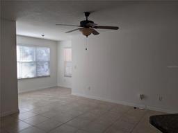 Picture of 4524 Commander Drive Unit 1618, Orlando, FL 32822