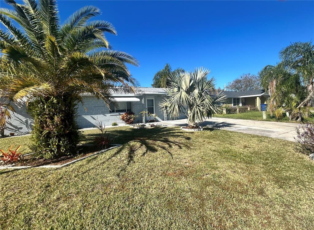 Picture of 2215 Riomar Drive, Holiday, FL 34691