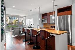 Picture of 912 Channelside Drive Unit 2320, Tampa, FL 33602