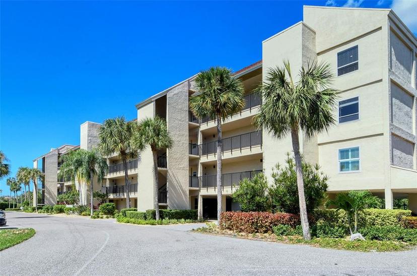 Picture of 4540 Gulf Of Mexico Drive Unit 304, Longboat Key FL 34228