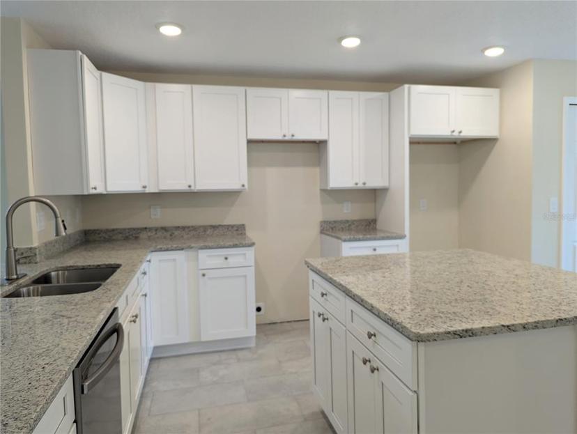 Picture of 6929 Central Avenue, Mulberry FL 33860