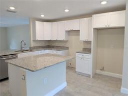 Picture of 6929 Central Avenue, Mulberry, FL 33860