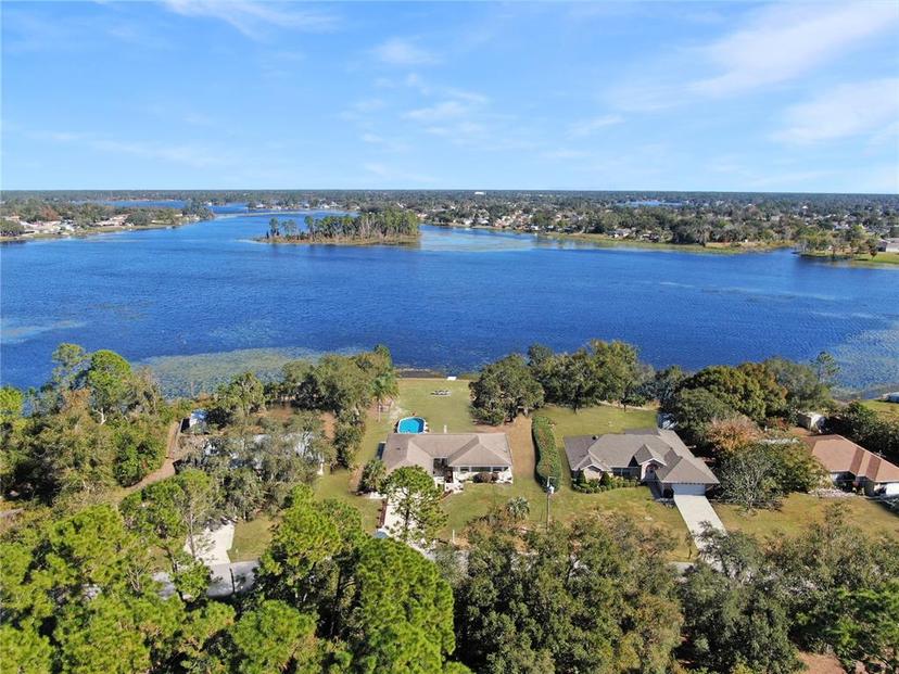 Picture of 2032 Dumas Drive, Deltona FL 32738