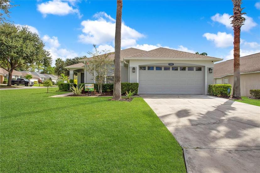 Picture of 1591 Forest Hills Lane, Haines City FL 33844