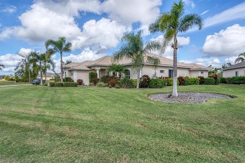 Picture of 2 Sportsman Terrace, Rotonda West FL 33947