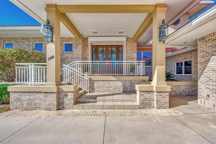 Picture of 5800 Tidewood Avenue, Sarasota FL 34231