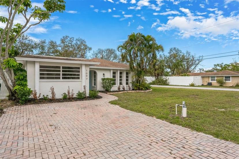 Picture of 1097 Willis Avenue, Sarasota FL 34232