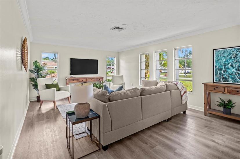 Picture of 1097 Willis Avenue, Sarasota FL 34232
