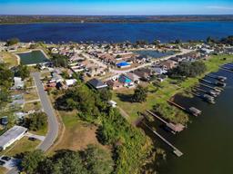 Picture of 4027 Island Lakes Drive, Winter Haven, FL 33881