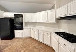Picture of 33042 Lake Bend Circle, Leesburg, FL 34788