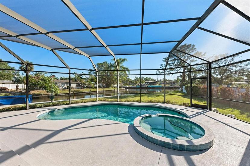 Picture of 608 69Th Avenue W, Bradenton FL 34207