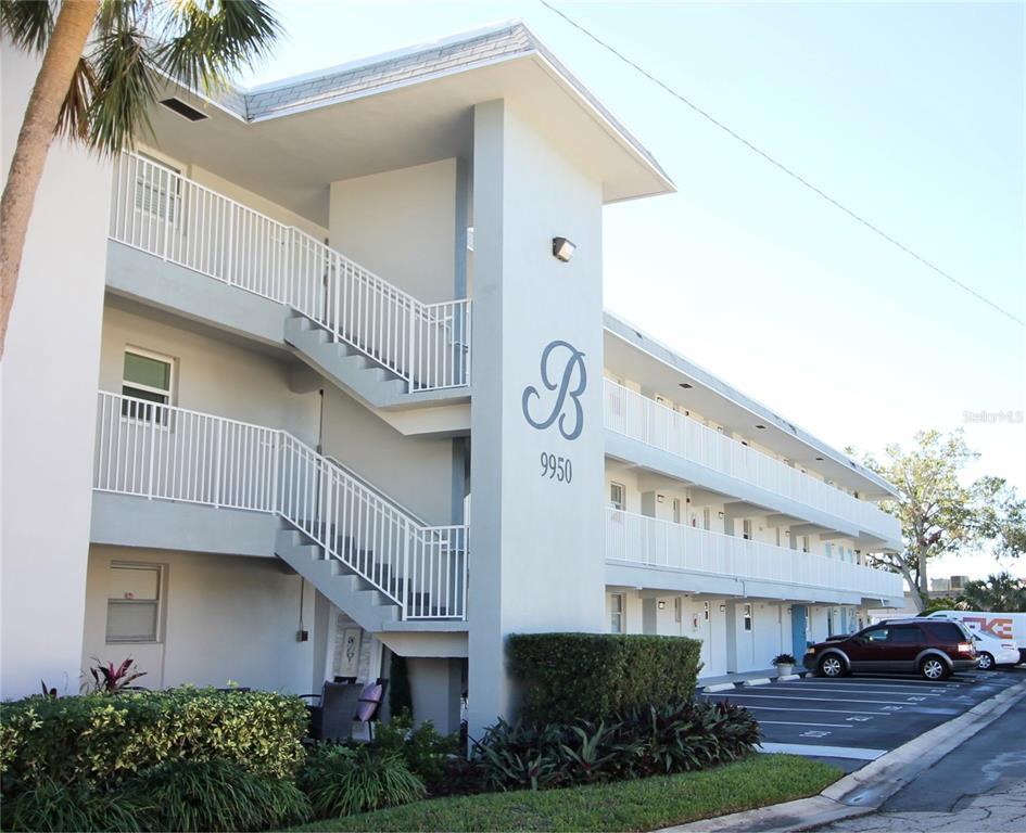 Picture of 9950 47Th Avenue N Unit 104, St Petersburg, FL 33708