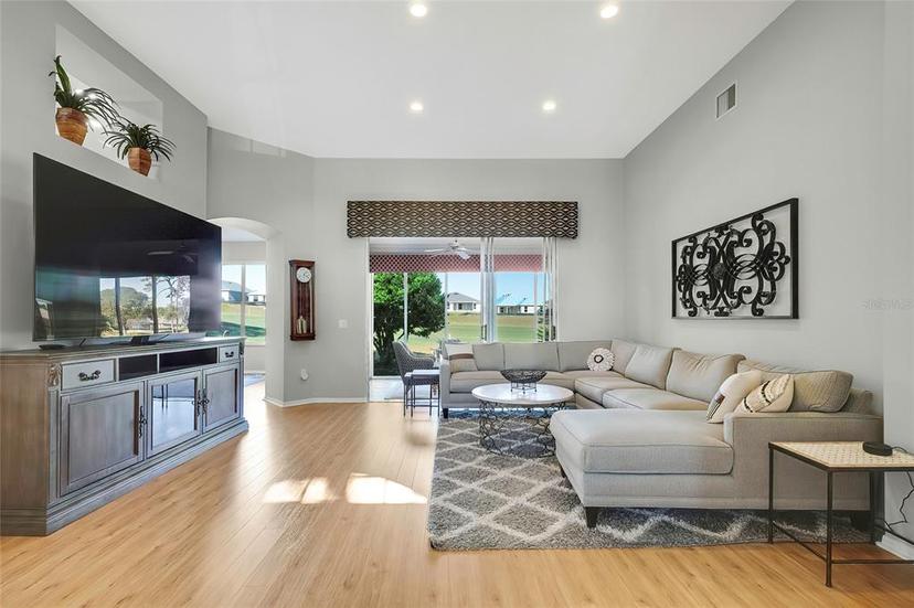 Picture of 195 W Rexford Drive, Beverly Hills FL 34465