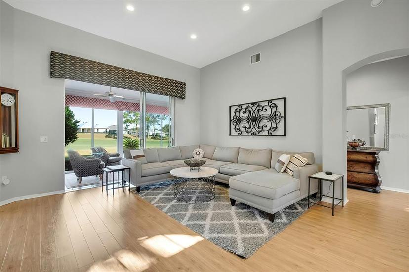 Picture of 195 W Rexford Drive, Beverly Hills FL 34465