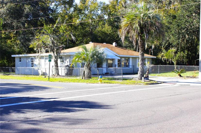 Picture of 2145 E University Avenue, Gainesville FL 32641
