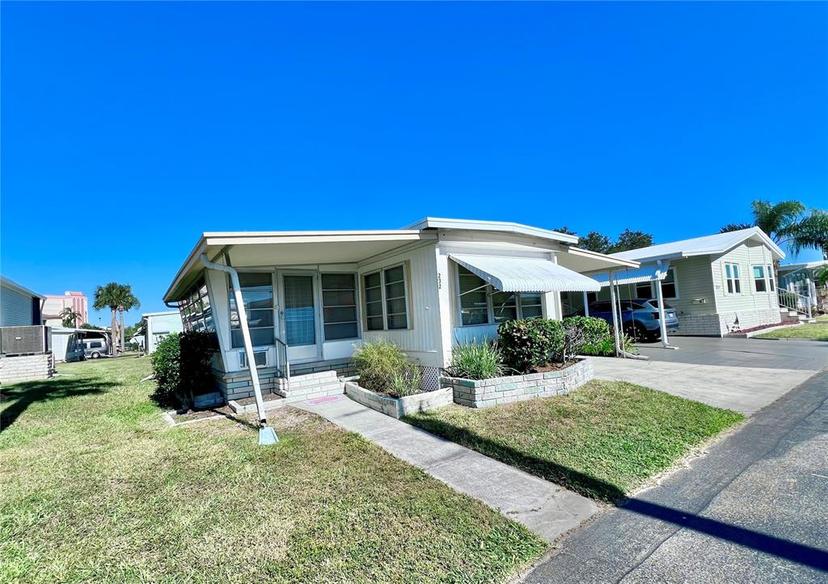 Picture of 18675 Us Highway 19 N Unit 232, Clearwater FL 33764