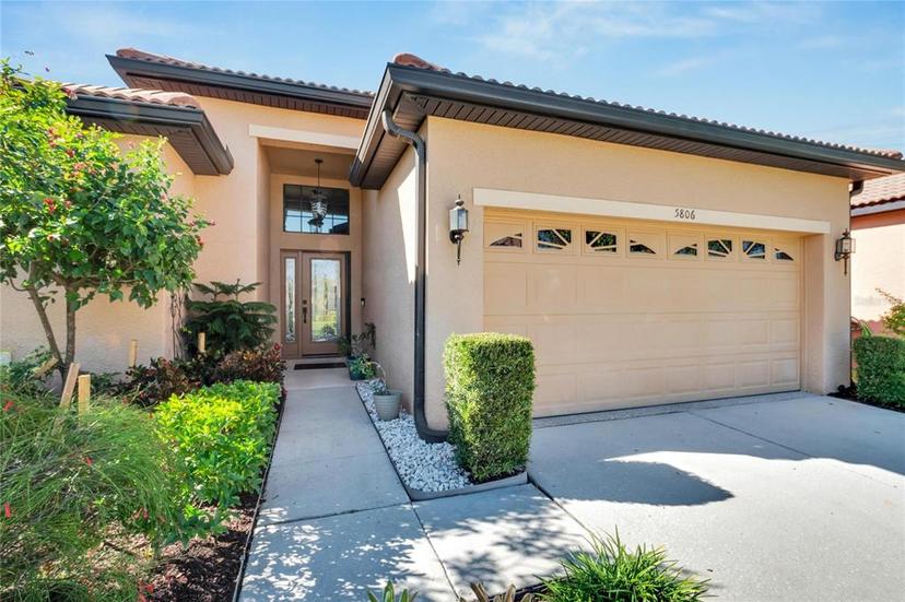 Picture of 5806 Hidden Falls Lane, Apollo Beach FL 33572