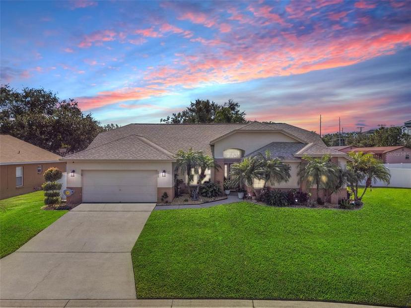 Picture of 5808 Driftwood Drive, Winter Haven FL 33884