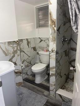 Picture of 7024 Moderna Way, Orlando, FL 32822