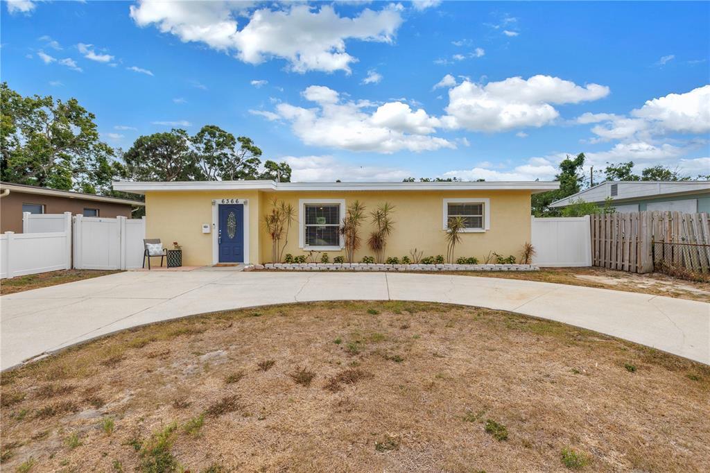 Picture of 6366 38Th Avenue N, St Petersburg, FL 33710