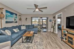 Picture of 240 Lewis Circle Unit 29, Punta Gorda, FL 33950