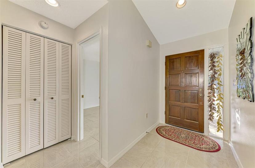 Picture of 4765 Oak Forest Drive W Unit 47, Sarasota FL 34231