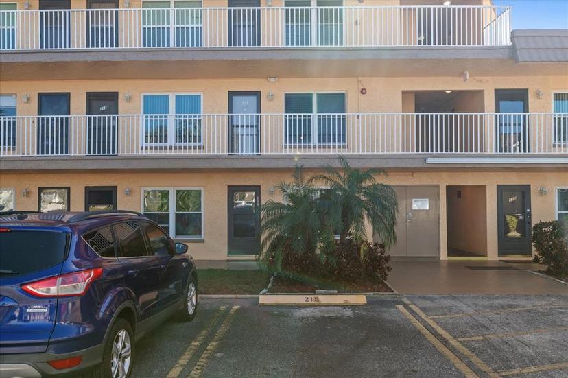 Picture of 6400 46Th Avenue N Unit 119, Kenneth City FL 33709