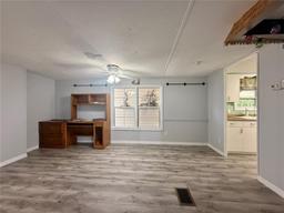 Picture of 110 W Saint Annes Circle, Apollo Beach, FL 33572
