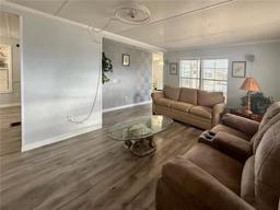 Picture of 110 W Saint Annes Circle, Apollo Beach, FL 33572