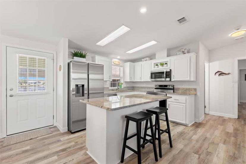 Picture of 514 Mount Oak Avenue Ne Unit 741, St Petersburg FL 33702