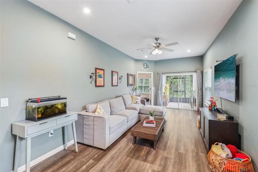 Picture of 2920 Oak Park Way Apt A, Orlando FL 32822
