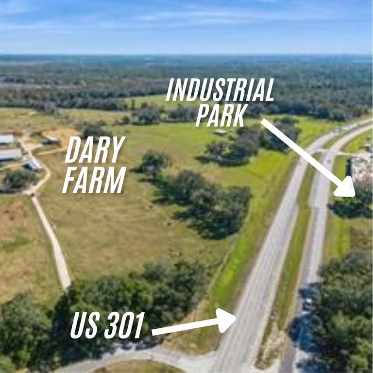 Picture of 4109 & 4203 SE Us Highway 301, Hawthorne FL 32640