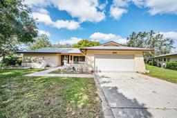 Picture of 2640 Westchester Drive N, Clearwater, FL 33761