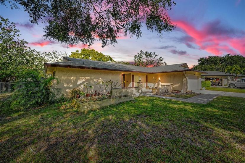 Picture of 2640 Westchester Drive N, Clearwater FL 33761