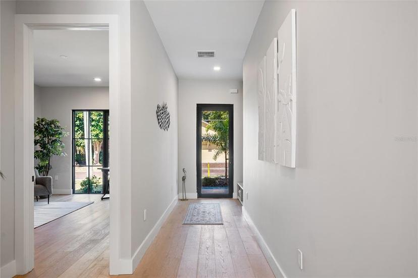 Picture of 812 Montana Street, Orlando FL 32803