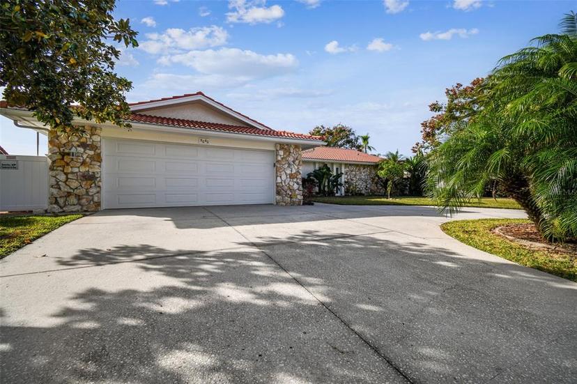 Picture of 5040 Porpoise Place, New Port Richey FL 34652