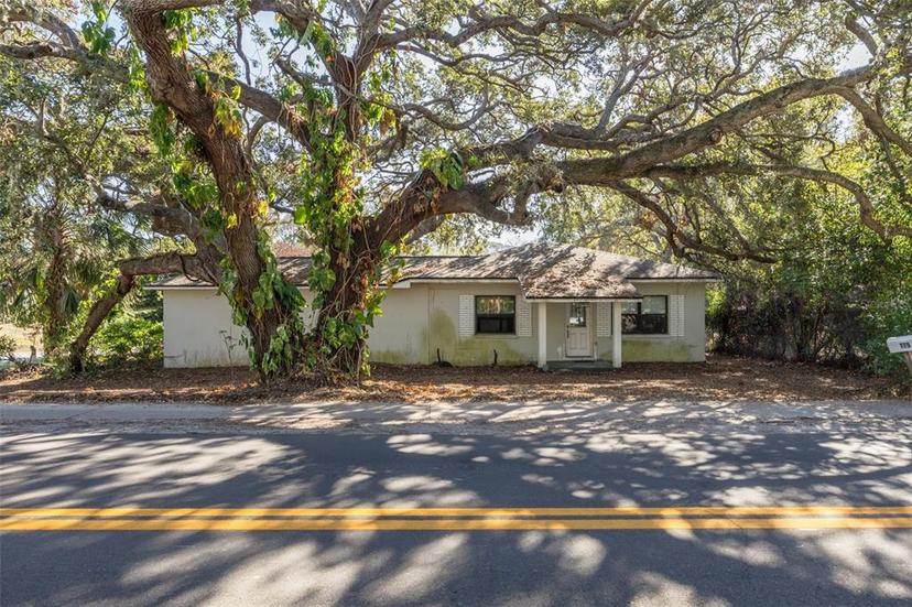 Picture of 775 Pennsylvania Avenue, Palm Harbor FL 34683