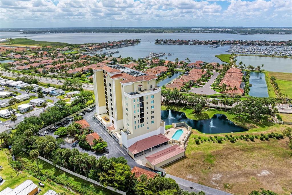 Picture of 501 Haben Boulevard Unit 806, Palmetto, FL 34221