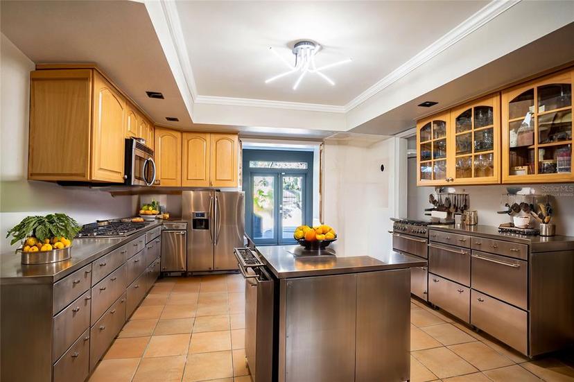 Picture of 4911 W Juno Street, Tampa FL 33629