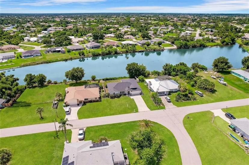 Picture of 7384 Van Lake Drive, Englewood FL 34224