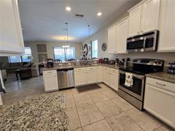 Picture of 9037 Shadow Mountain Street, Davenport, FL 33896