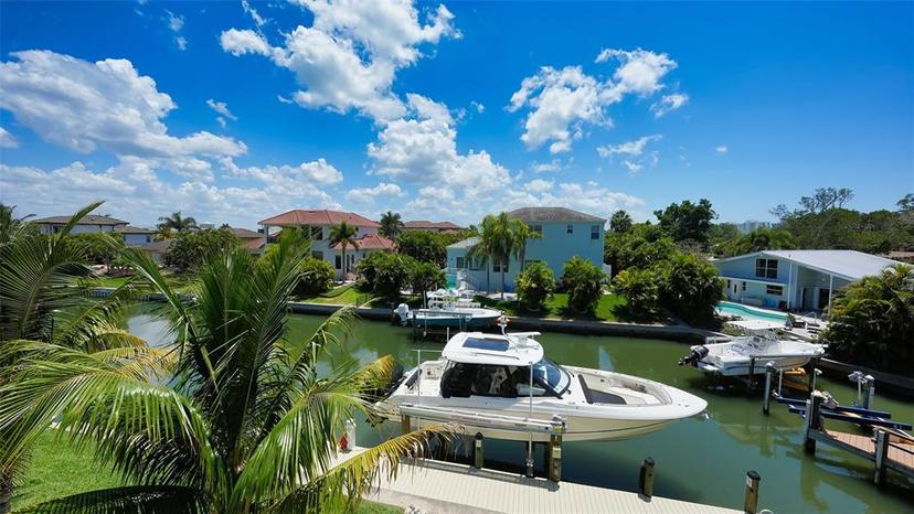 Picture of 510 Bowsprit Lane, Longboat Key FL 34228