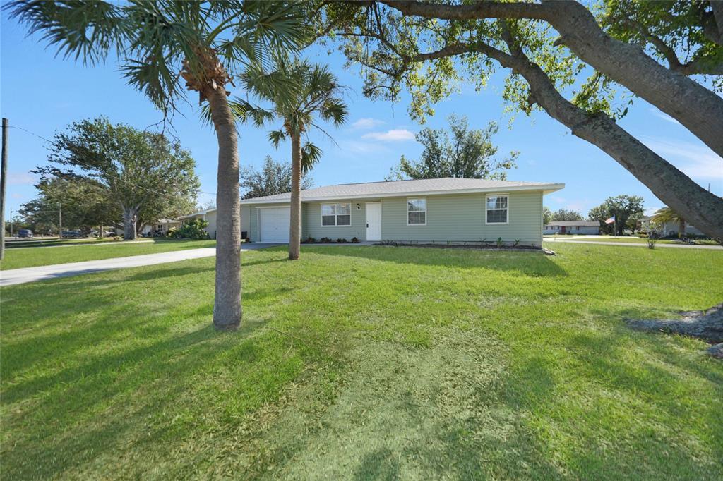Picture of 511 Corto Andra Street, Punta Gorda, FL 33950