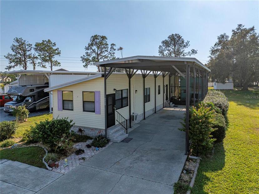 Picture of 8926 Island View Drive, Polk City FL 33868