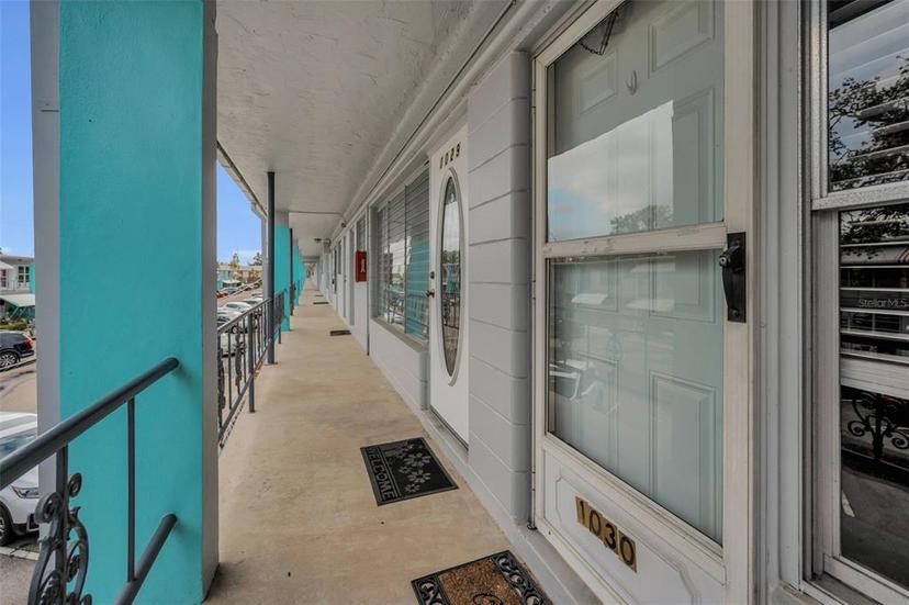 Picture of 4152 55 Way N Unit 1030, Kenneth City FL 33709