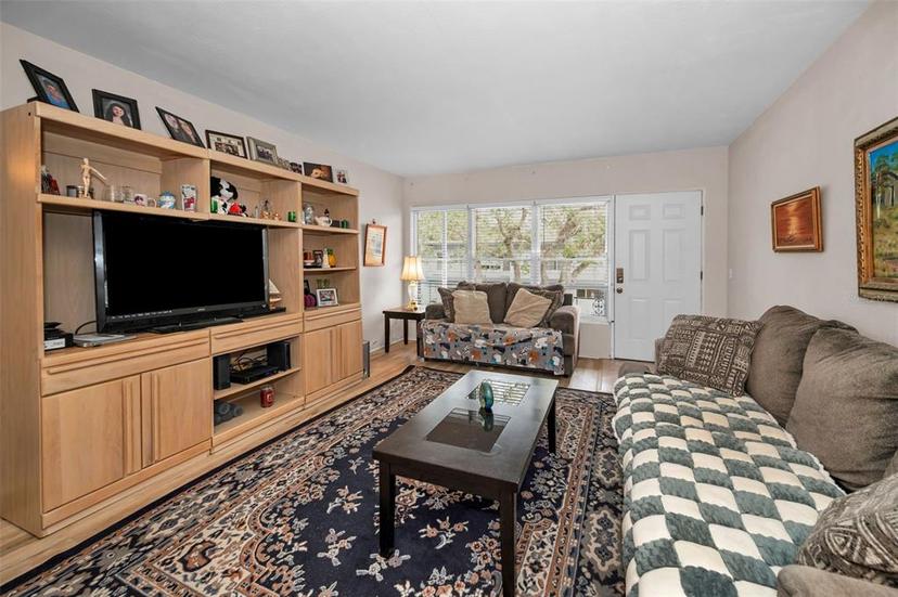 Picture of 4152 55 Way N Unit 1030, Kenneth City FL 33709