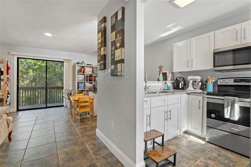 Picture of 126 Scottsdale Square Unit 126, Winter Park FL 32792