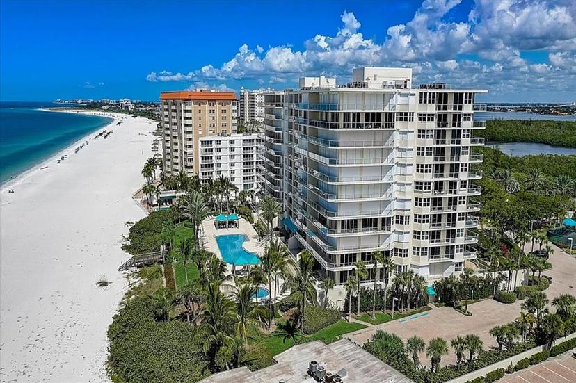 Picture of 1800 Benjamin Franklin Drive Unit Aph02, Sarasota FL 34236